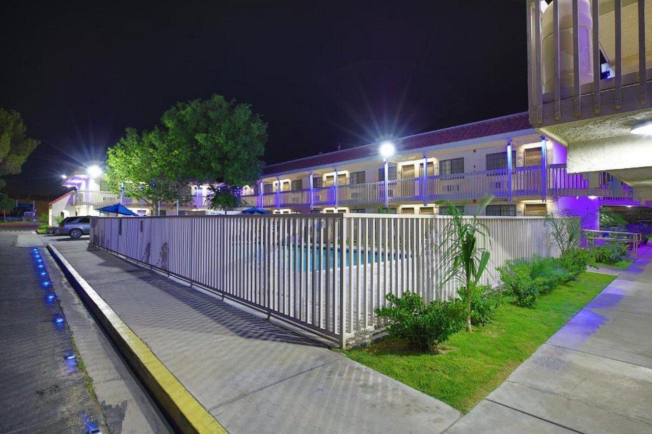 Motel 6-Barstow, Ca Екстер'єр фото