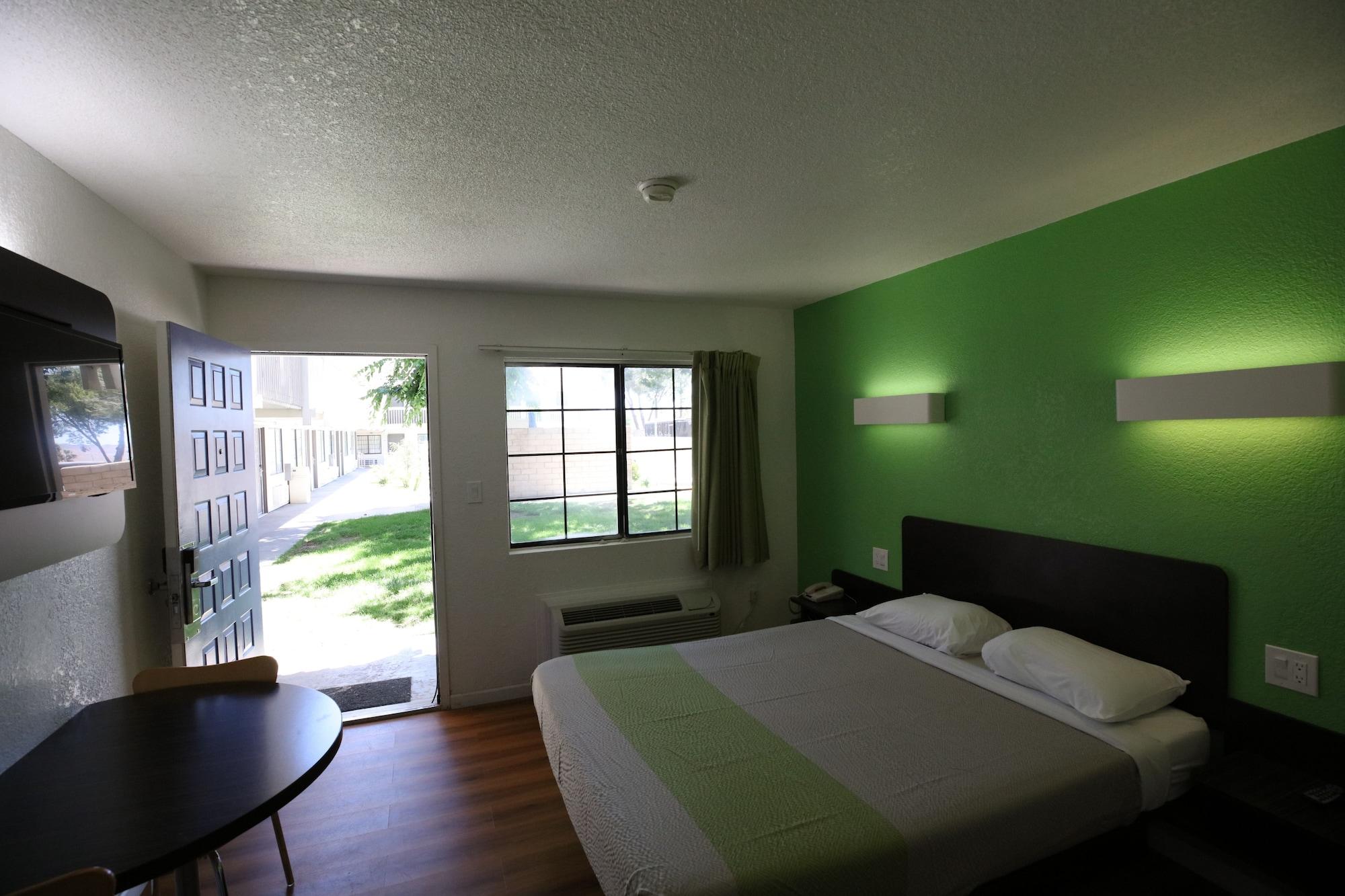 Motel 6-Barstow, Ca Екстер'єр фото