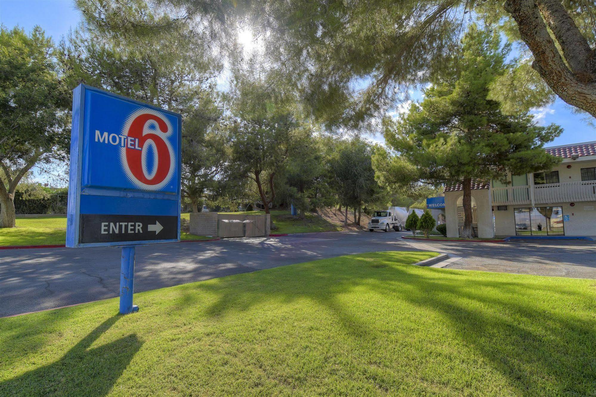 Motel 6-Barstow, Ca Екстер'єр фото