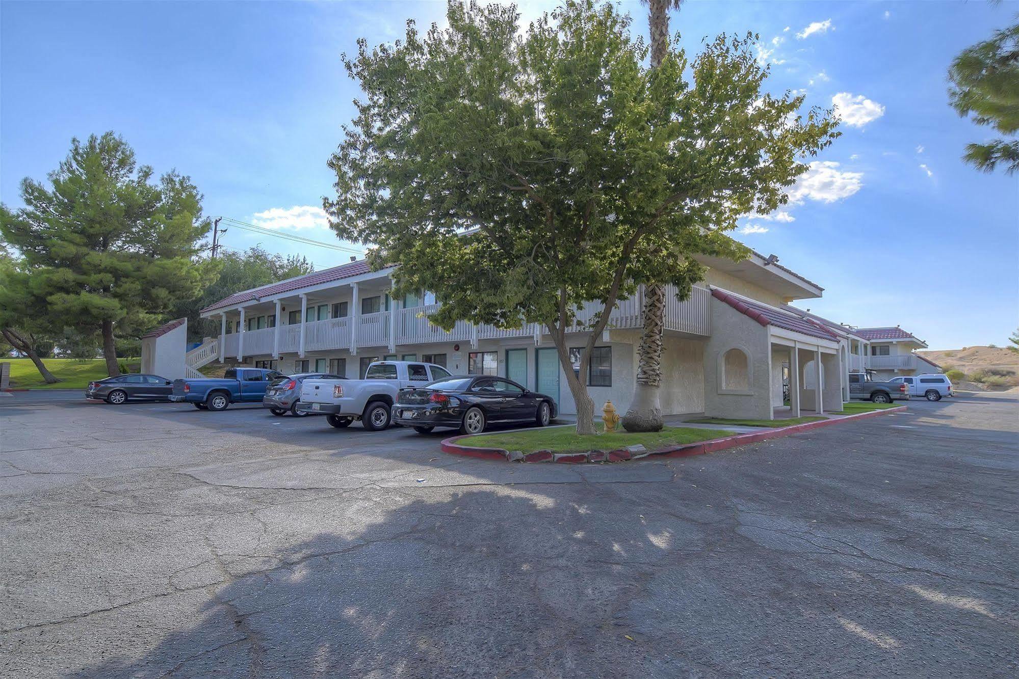 Motel 6-Barstow, Ca Екстер'єр фото