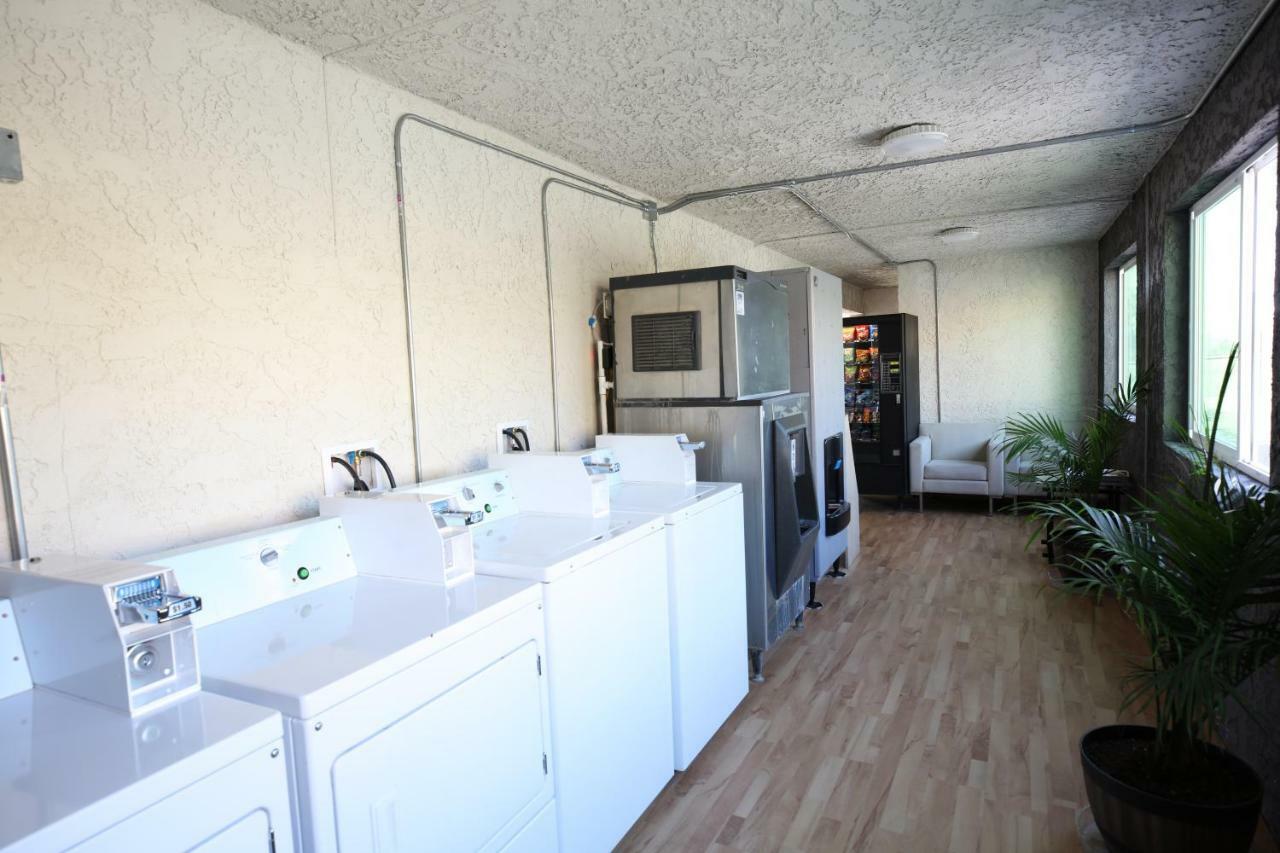 Motel 6-Barstow, Ca Екстер'єр фото