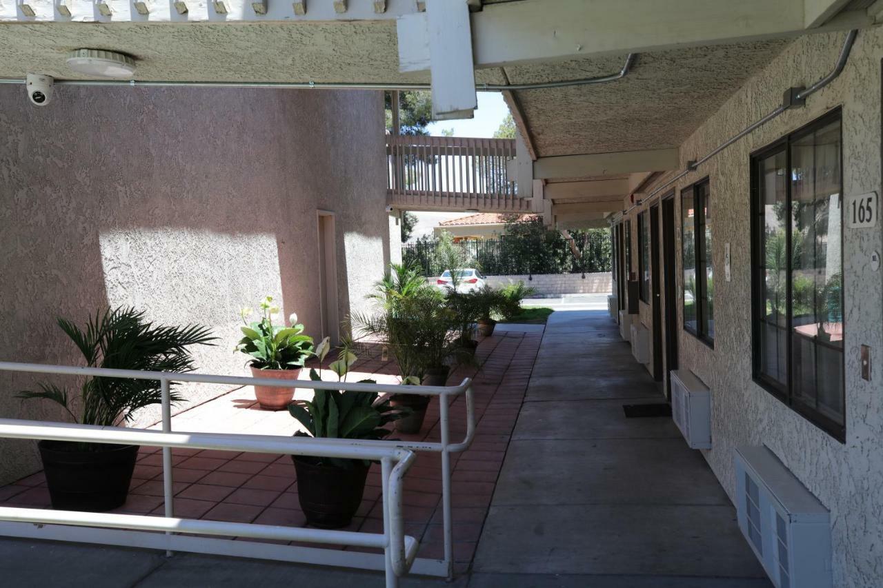 Motel 6-Barstow, Ca Екстер'єр фото