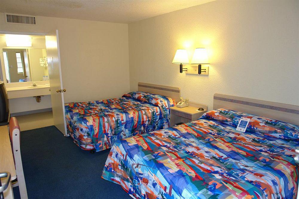 Motel 6-Barstow, Ca Екстер'єр фото